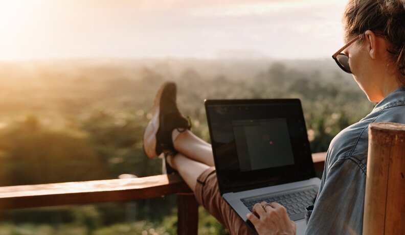 Miniatura: Tyle w wakacje zarabiali Polacy. Jest...