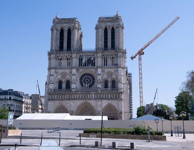 Miniatura: Mija rok od pożaru w Notre Dame. Tak...