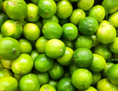 Miniatura: Rosną ceny limonek. Meksykańskie kartele...