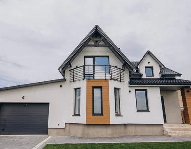 Miniatura: Szykuje się ostra rozprawa z nielegalnymi...