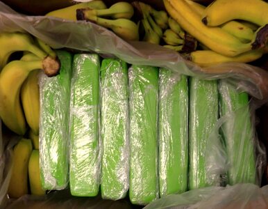 Kokaina w bananach w sklepach popularnej sieci. Policjanci przechwycili...