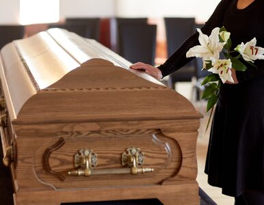 Miniatura: Jak Polacy oszczędzają na pogrzebach....