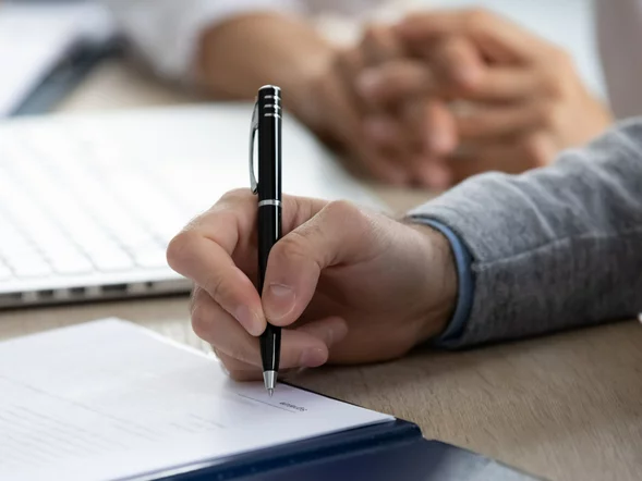 Miniatura: Polacy mają dość „śmieciówek". Wymowne...