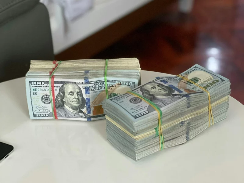 Miliard dolarów dla prezydenta. Czy minister Domański da tyle na Radę Pokoju?