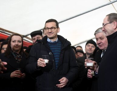 Premier wzniósł toast mlekiem. „Byłem kiedyś wprawny w dojeniu krówek”
