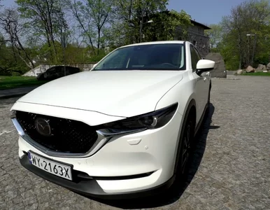 Miniatura: Test Mazdy CX-5. Sprawdzamy, jak jeździ...