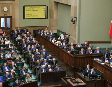 Wiceminister klimatu: Za rządów PiS na dachach Polaków powstały dwie...