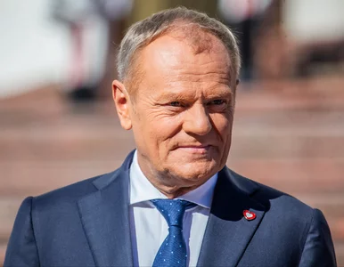 Miniatura: Rząd szykuje decyzję ws. cen paliw. Tusk:...