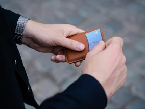 Miniatura: Skarbówka prześwietla konta i karty...