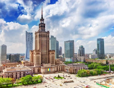 Miniatura: Warszawski rynek biurowy stabilny....