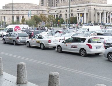 Aplikacje mobilne rewolucjonizują rynek usług taksówkarskich