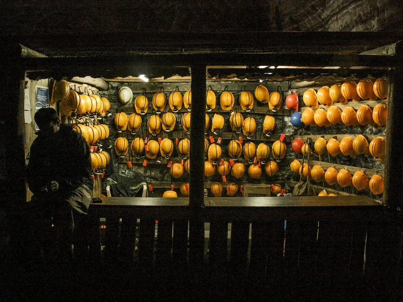 Blokowanie budowy kopalni. Kolejna miliardowa kara dla Polski