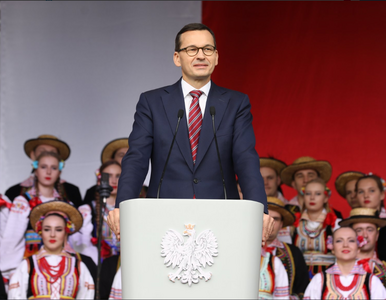 Miniatura: Premier Morawiecki świętował z rolnikami....