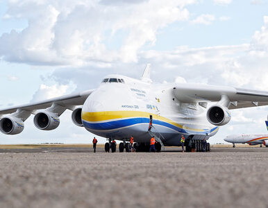 Miniatura: Największy samolot transportowy świata...