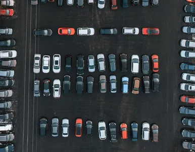Miniatura: 500 skarg do UOKiK na parkingi przy...