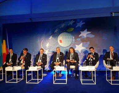 Miniatura: Stacja Gospodarka, czyli o polskiej kolei...