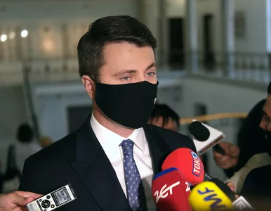 Miniatura: Rząd wycofuje się z kontrowersyjnego...