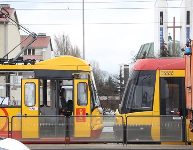 Miniatura: Tramwaje komunikujące się światłem