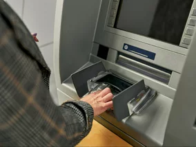 Miniatura: Szlaban na gotówkę. Bankomaty nie wypłacą...