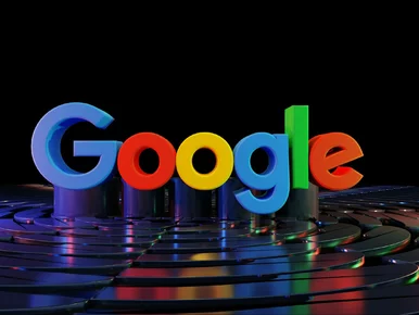 Miniatura: Google stawia na&nbsp;AI i&nbsp;szkolenia....