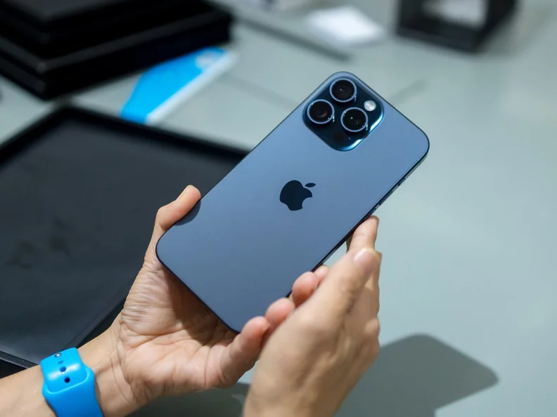 Miniatura: Apple znów na szczycie. Zmiażdżyło...