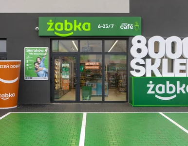 Miniatura: Smart Żabka nr 8000 otwarta w Sierakowie...