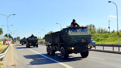 Miniatura: Wojsko wysyła karty mobilizacyjne. Tysiące...