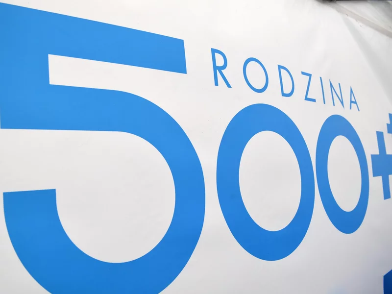 Dekada 500 plus. Tak Polacy oceniają program