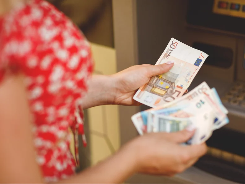 Miniatura: Ubywa zwolenników euro w Polsce. Sondaż...