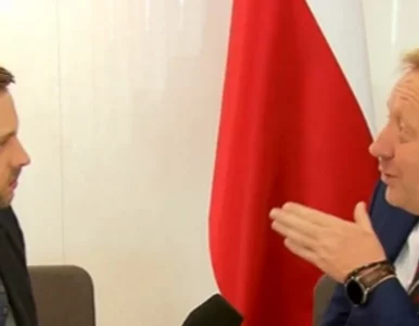 Miniatura: Reporter TVN24 nie dał się zbyć posłom....
