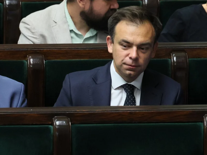 Domański zadrwił z Nawrockiego. „CKN”