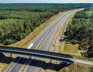 Miniatura: Nowy odcinek A18 oddany do użytku. To...