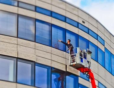 Miniatura: Co czwarty Polak z pensją minimalną....