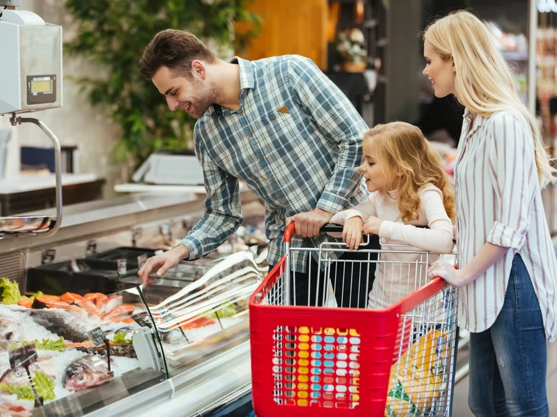 9 na 10 Polaków robi to podczas zakupów. „Wiedzą, iż ulegną”