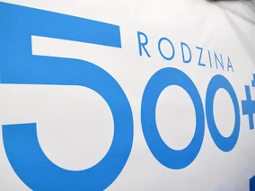 Miniatura: Dekada 500 plus. Tak Polacy oceniają program