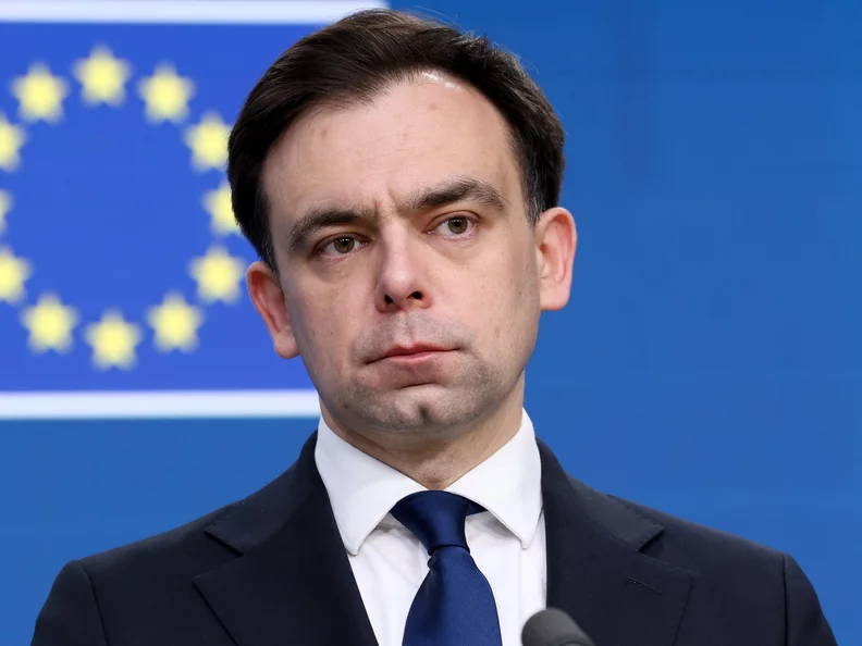 Miniatura: Atak z&nbsp;17 państw. Minister finansów...