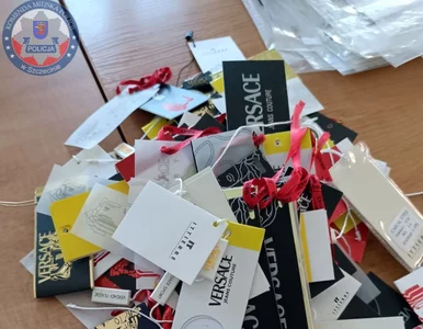 Miniatura: Policjanci uderzyli w handlarzy...