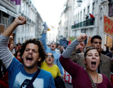 Portugalia w kłopotach - spada rating, wybuchają strajki