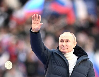 Miniatura: Rosja tonie w sankcjach, a Putin przemawia...