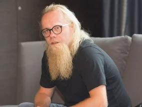 Miniatura: Miliardy zniknęły, tysiące rodzin czeka na...