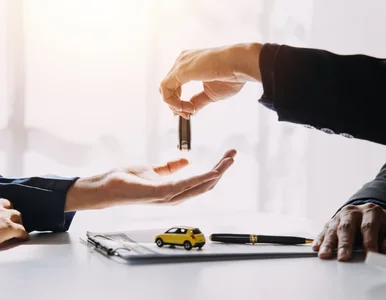 Miniatura: Cyfrowa rewolucja w leasingu. Podpis nie...