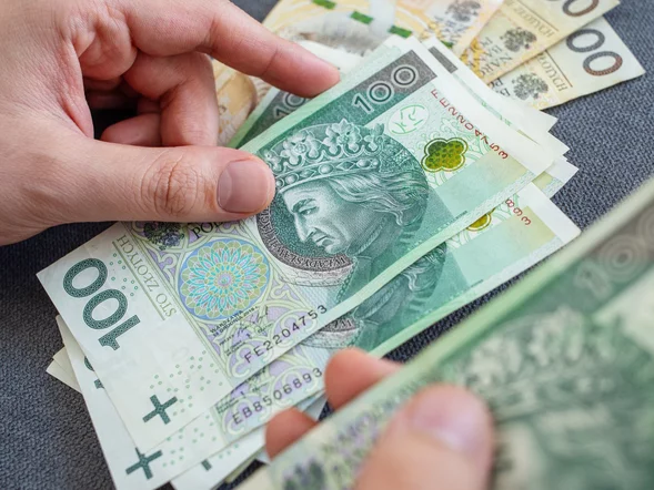Miniatura: Pierwszy Polak chce odszkodowania. 30 tys....