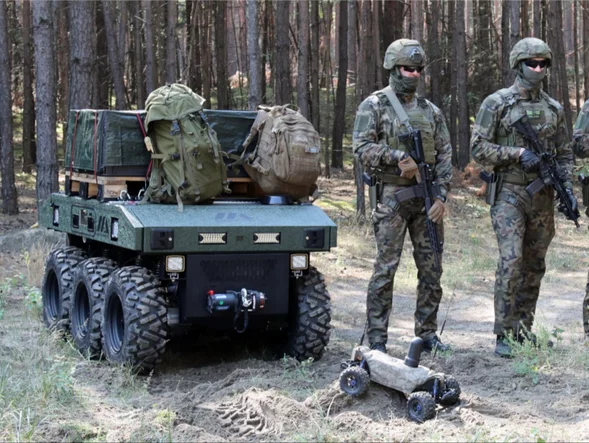 Miniatura: Polskie roboty bojowe zachwyciły na...