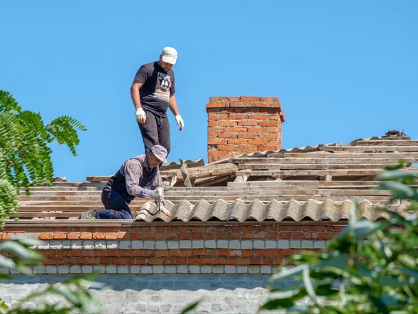 Miniatura: Miliony na dachy zagrożone. Rząd przesuwa...