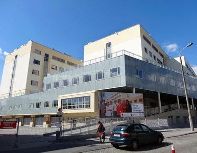 Miniatura: Wychwycili, że lekarz użył sztucznej...