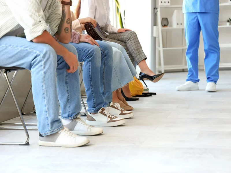 Lekarze masowo tracą pracę. Leczyli, a nie znali języka polskiego