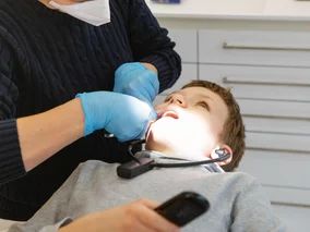 Miniatura: Coraz drożej u dentysty. Niemal dwucyfrowy...
