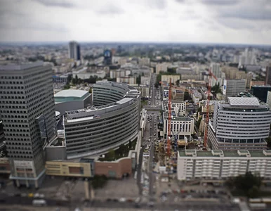 Miniatura: Warszawa: przetarg na autobusy wygrała...