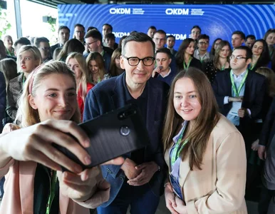 Miniatura: Morawiecki spotkał się z młodzieżą,...