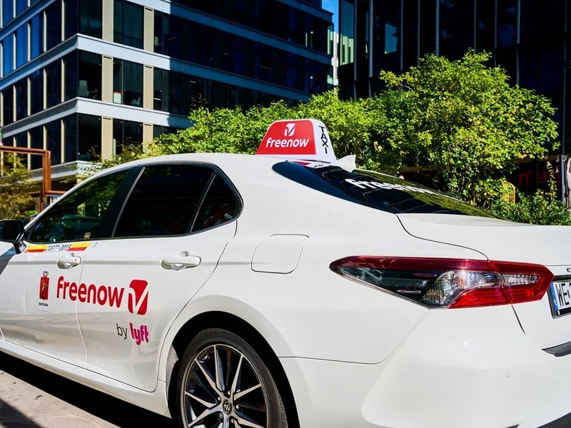 Od obrączek po chłodnicę samochodową. Co zostawiamy w taksówkach?